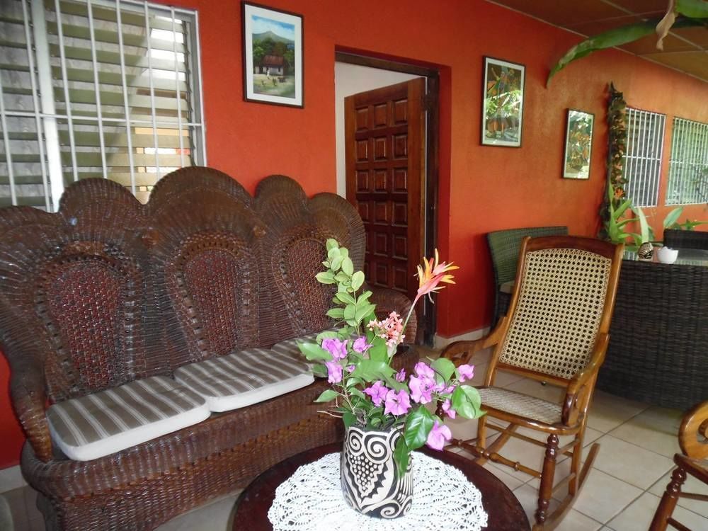 Hostal Casa Los Espinoza Managua Exterior photo