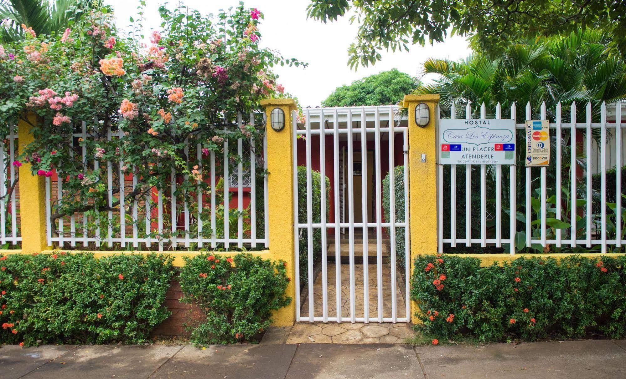 Hostal Casa Los Espinoza Managua Exterior photo