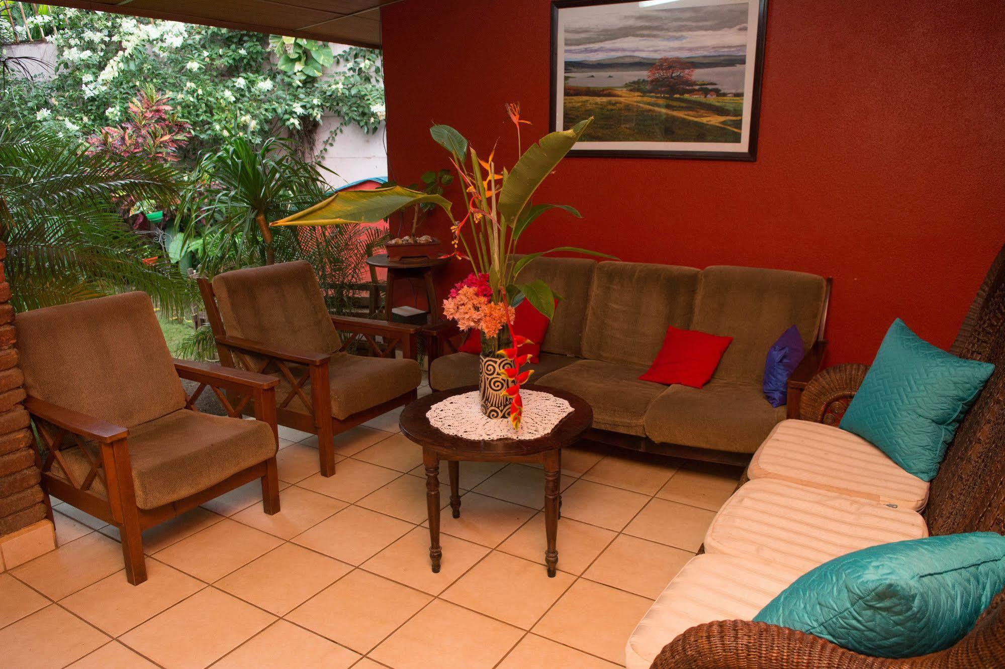 Hostal Casa Los Espinoza Managua Exterior photo