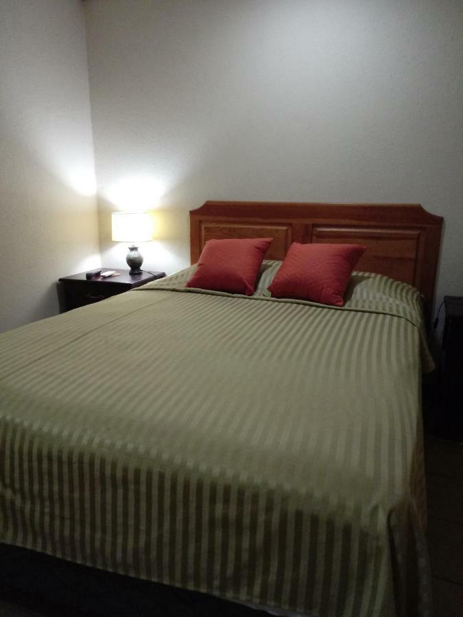 Hostal Casa Los Espinoza Managua Exterior photo